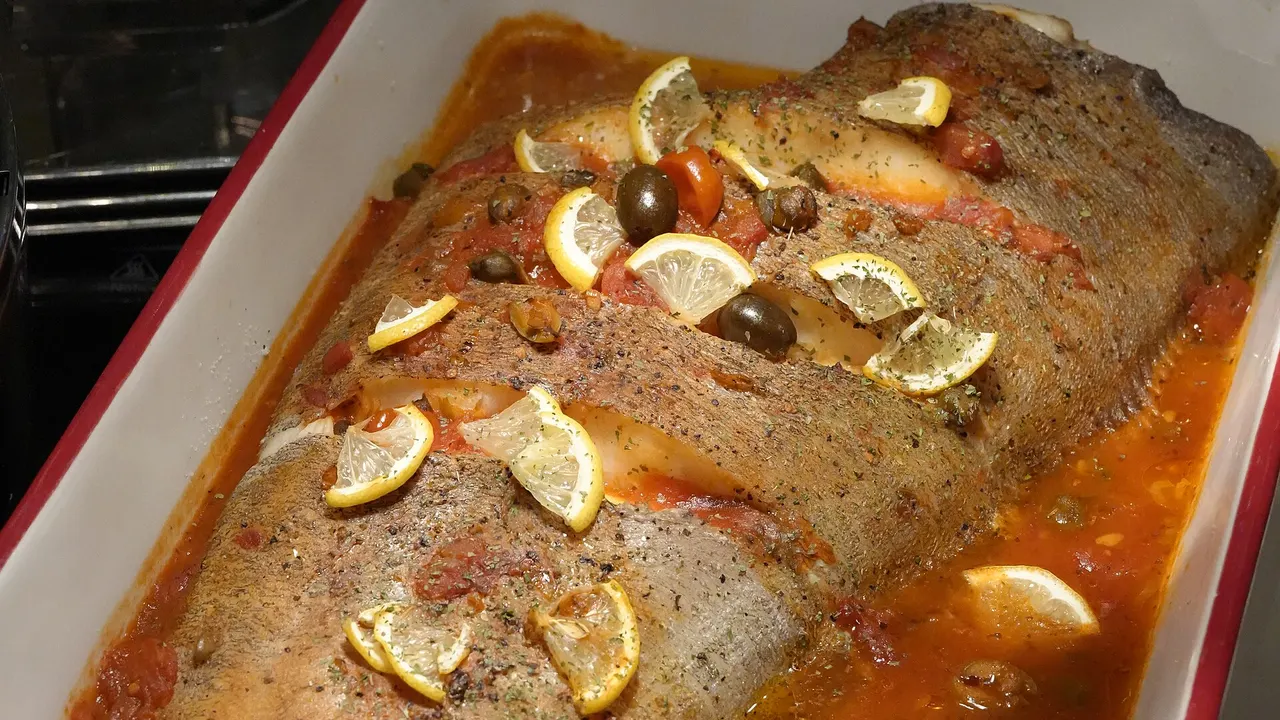 Рыба в духовке с овощами